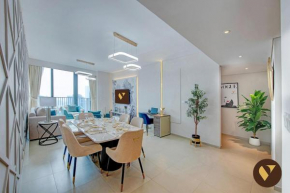 VOGUE 43rd Floor Boulevard Heights Downtown Dubai, Panoramic Skyline Views and Balconies